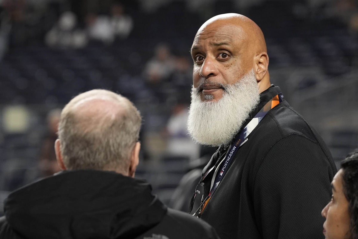 Featured image for MLBPA and NFLPA Under FBI Investigation Over Business Partnerships