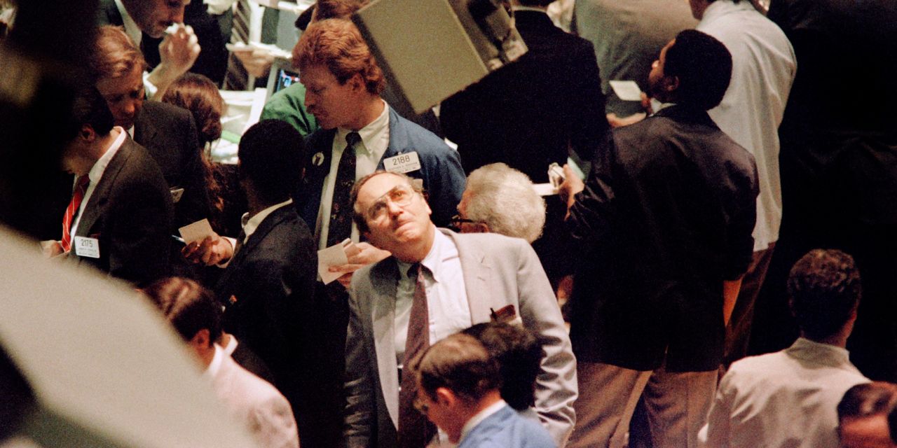 Featured image for Stock Market Echoes of 1987 Crash: SocGen Strategist Warns of Devastating Blow