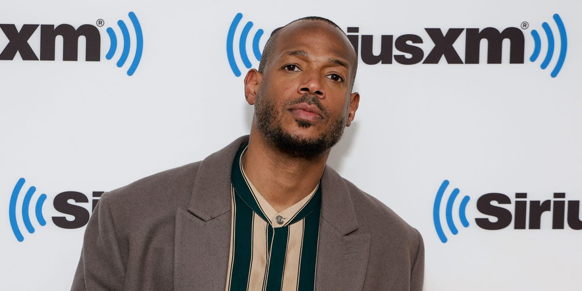Featured image for Marlon Wayans removed from United Airlines flight, calls out airline for harassment.