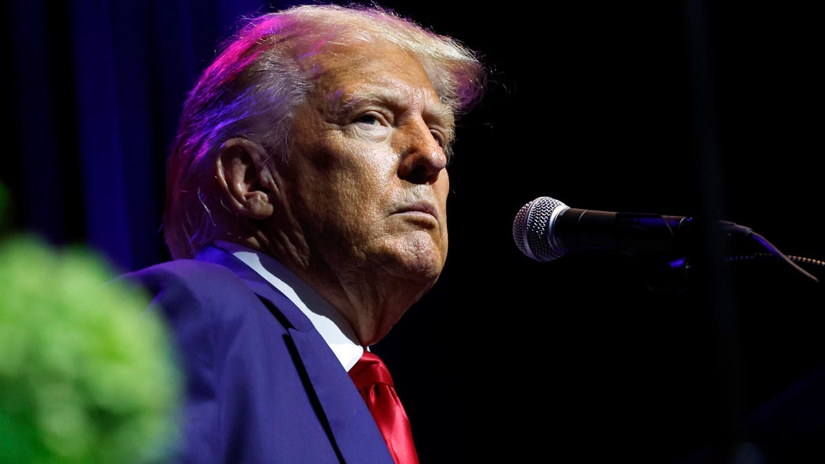 "Trump Attorney Anticipates Imminent Georgia Indictment"