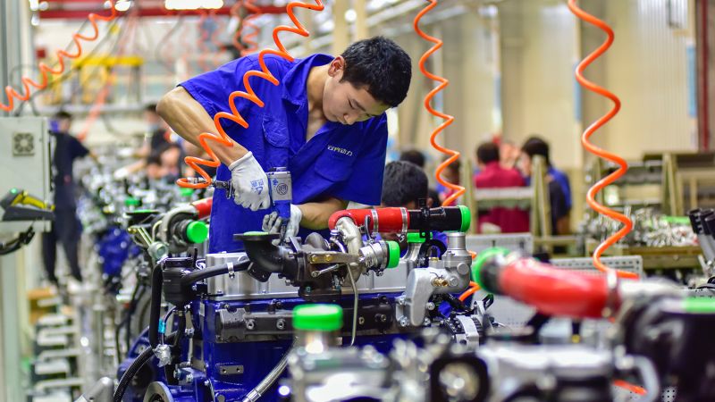 Featured image for China's Services Sector Hits Eight-Month Low in August