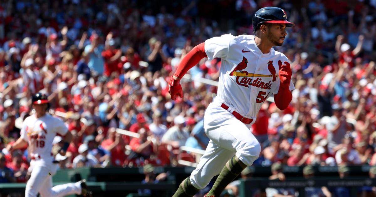 Featured image for Cardinals dominate Dodgers in series win with Mercado's 5 RBIs.