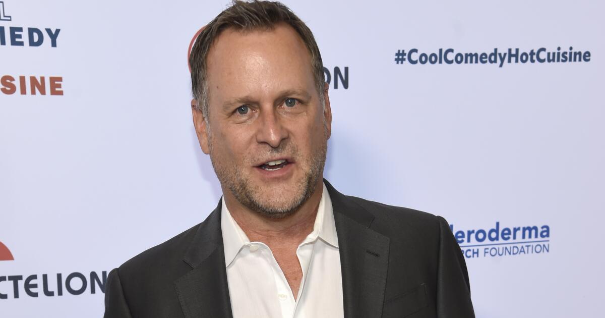 Featured image for 'Full House' Star Dave Coulier Battles Treatable Stage 3 Cancer