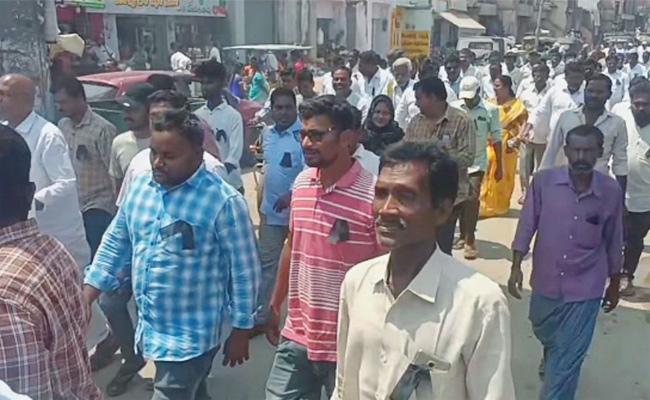 Protest Rally in Pulivendula Over Bhaskar Reddy's Arrest by CBI
