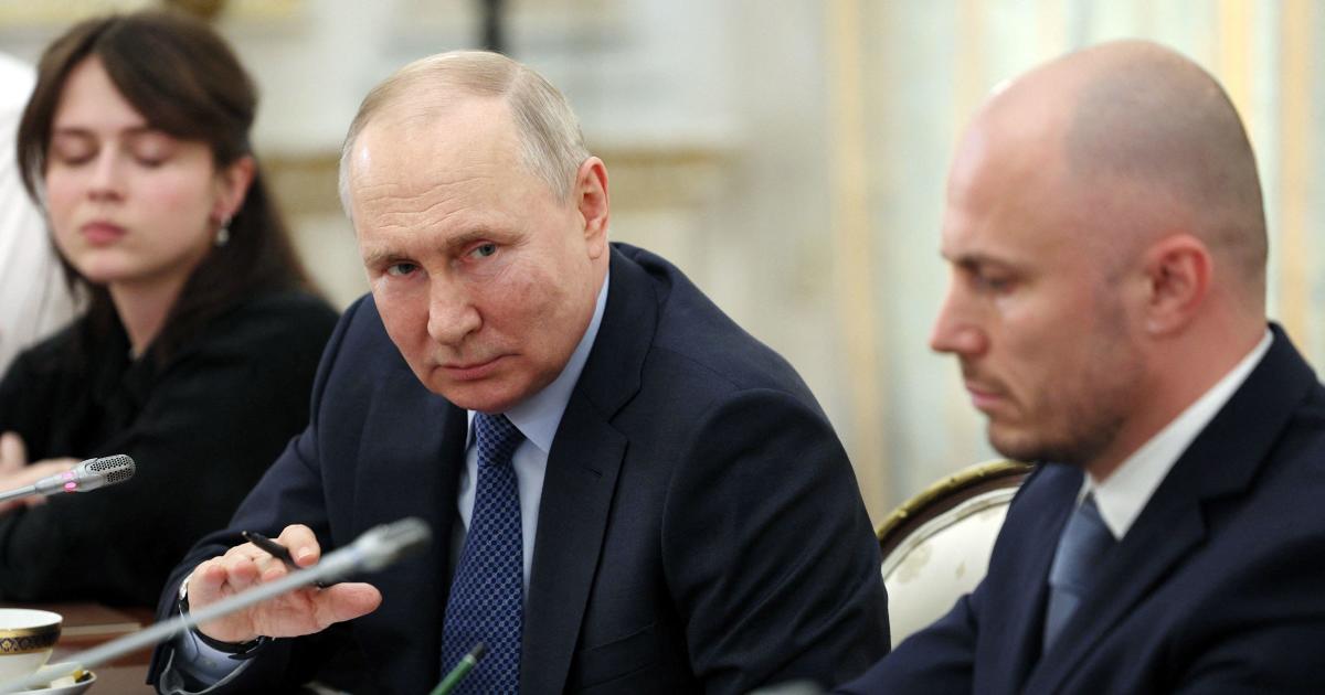 Putin's Aggressive Plans for Ukraine Despite Weapons Shortage