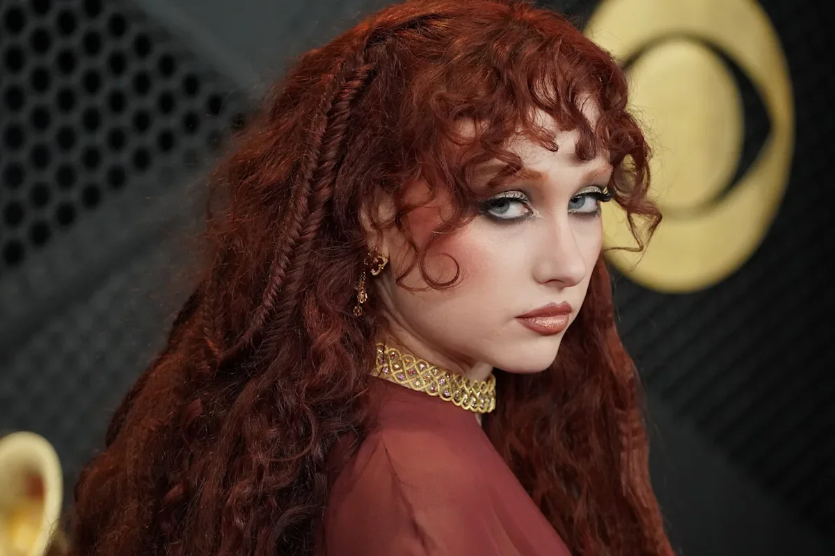 Hotel guard takes responsibility in Roan-Law fan incident involving Jude Law’s daughter