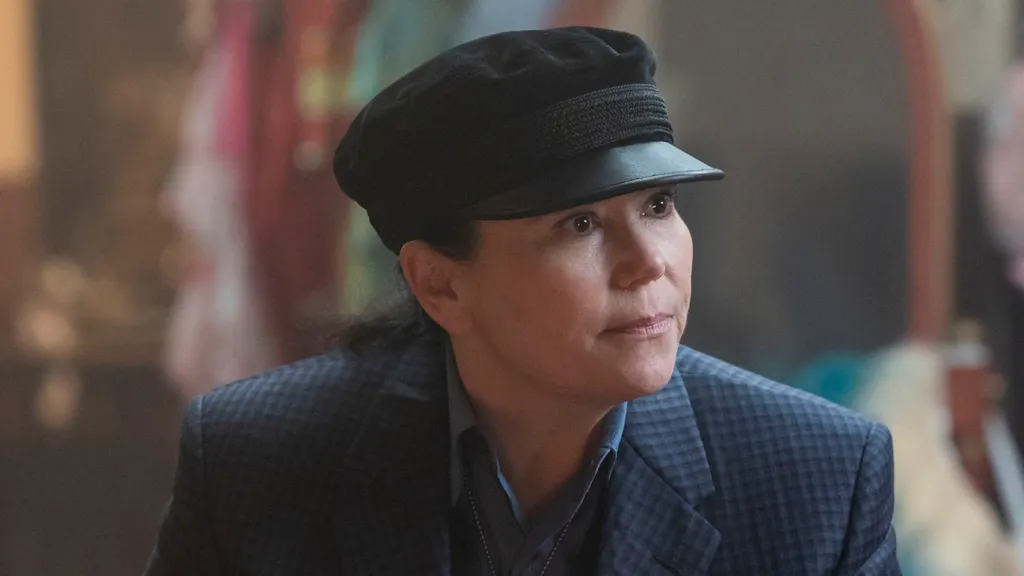 Featured image for "The Marvelous Mrs. Maisel" Finale Controversies and Cancelation Blamed on "Rings of Power"