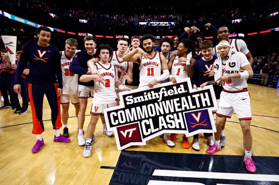 Senior Day Sparks UVA to 76-72 Win, Finishes 27-4