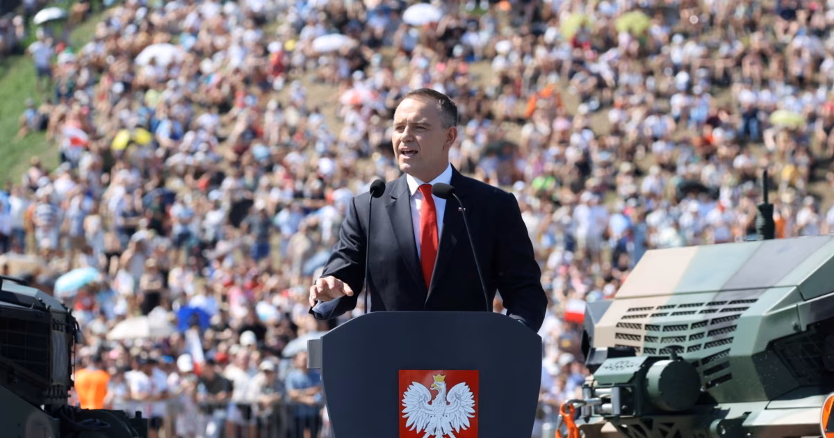 Featured image for Polish President's Veto Sparks Crisis Over Ukrainian Refugee Support and Starlink Access