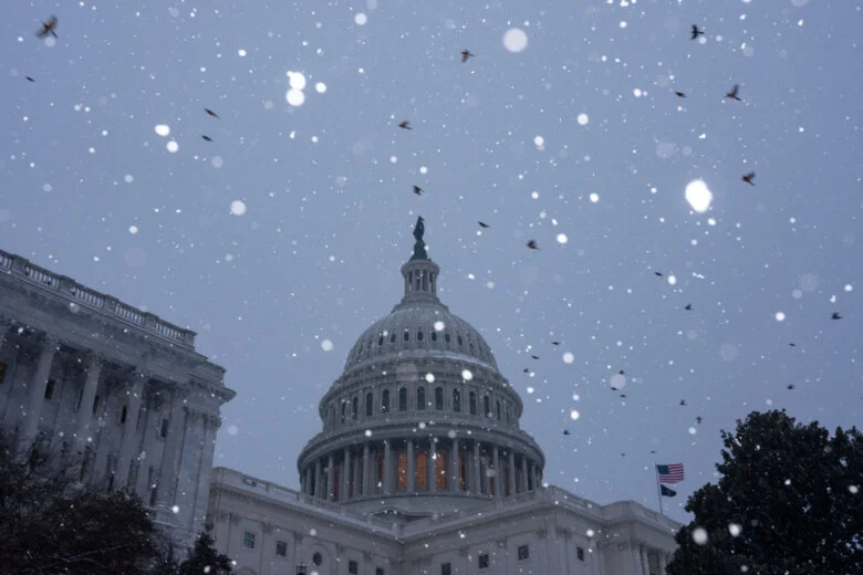 DC Braces for a Chilly Flip: Rain, Wind and a Glimpse of Snow