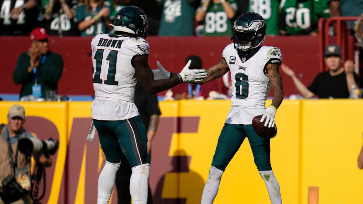 "NFL Playoff Picture: Eagles, Chiefs, and 49ers Still in the Hunt, AFC's No. 1 Seed Up for Grabs"