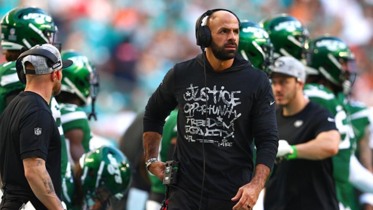 Featured image for "Jets' Playoff Hopes Crushed, Longest Active Drought in Major Sports"