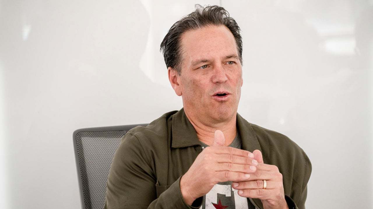 Featured image for Microsoft Denies Retirement Rumors About Xbox Boss Phil Spencer