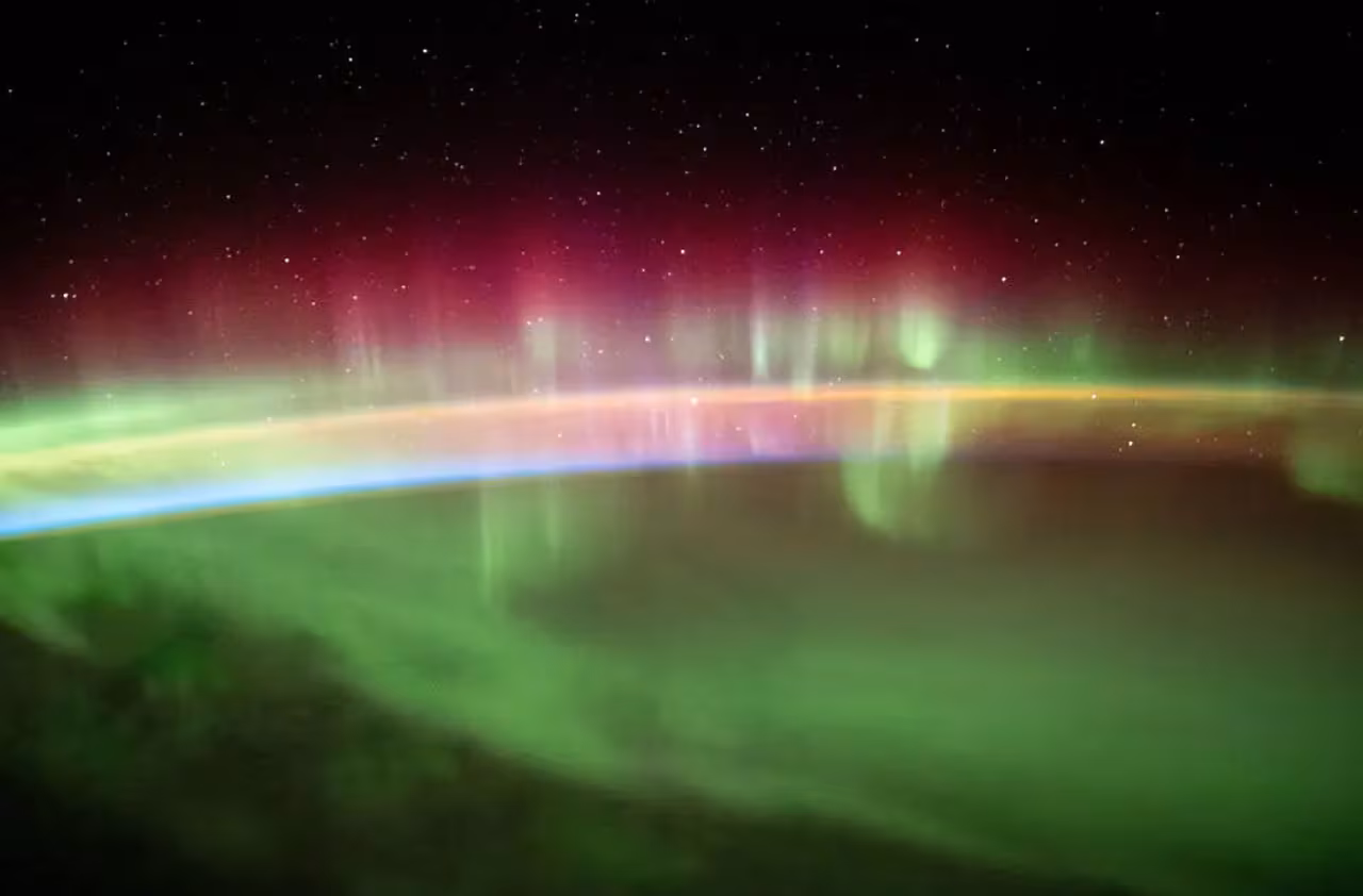 "Mastering the Art of Chasing Northern Lights: 5 Essential Tips"