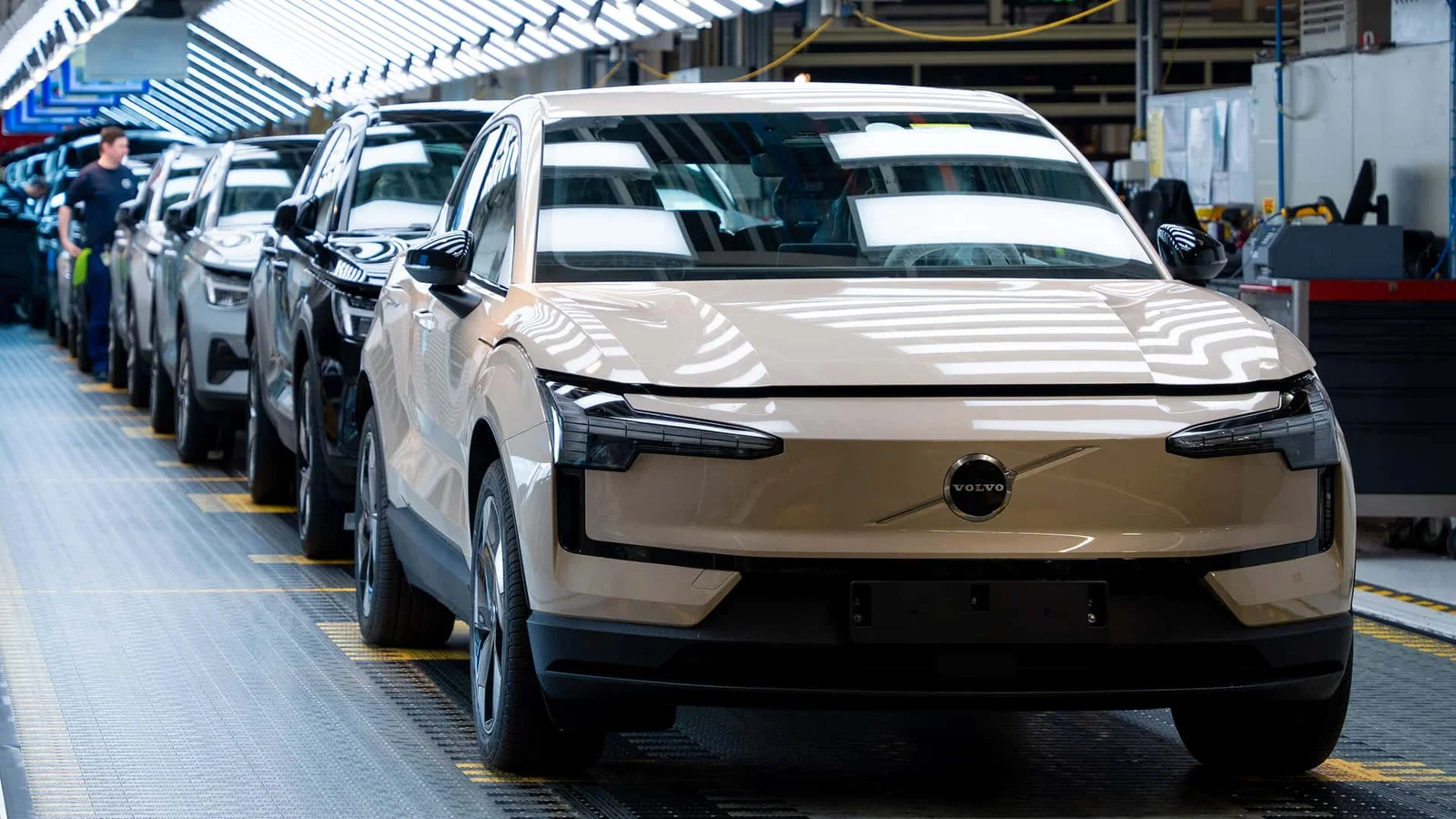 Europe’s December EV Surge Dethrones Gas Cars for First Time