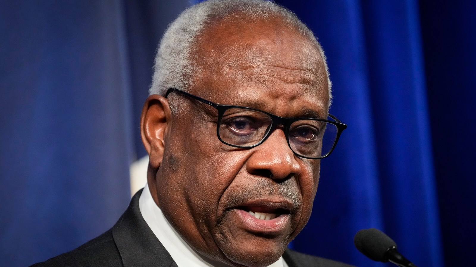 Clarence Thomas' Disclosure Controversies