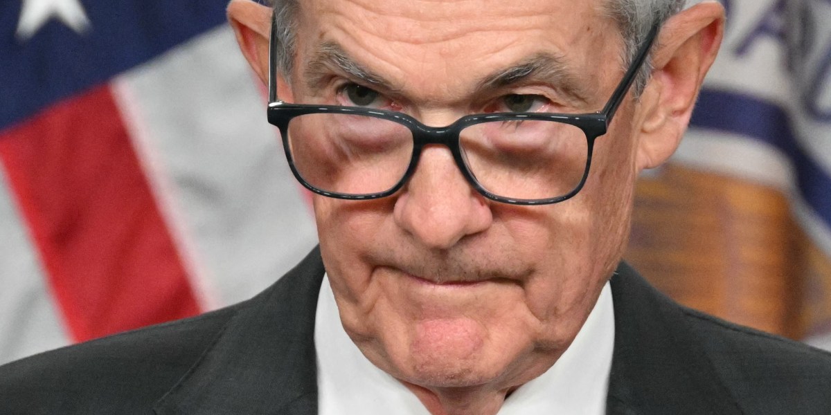 Featured image for "Warning Signs: US National Debt Reaches Alarming Levels, Prompting Calls for Action"