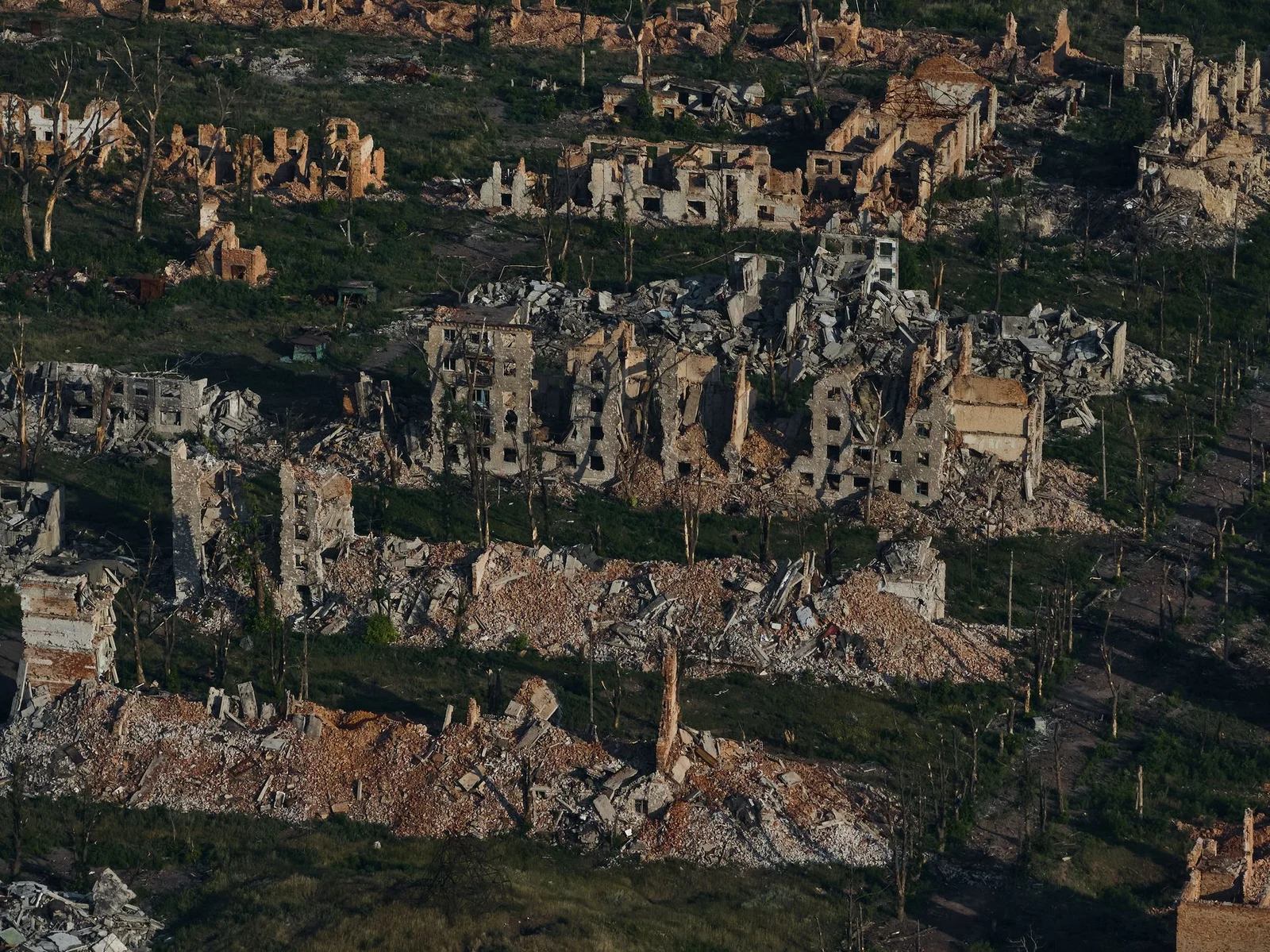 Russia claims victory in Chasiv Yar amid ongoing Ukraine conflict