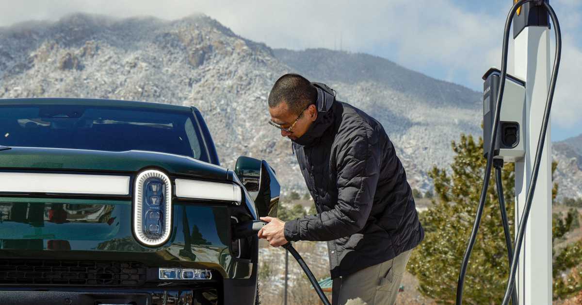 Featured image for Rivian Faces Challenges Amid Ambitious EV Plans and Investor Optimism