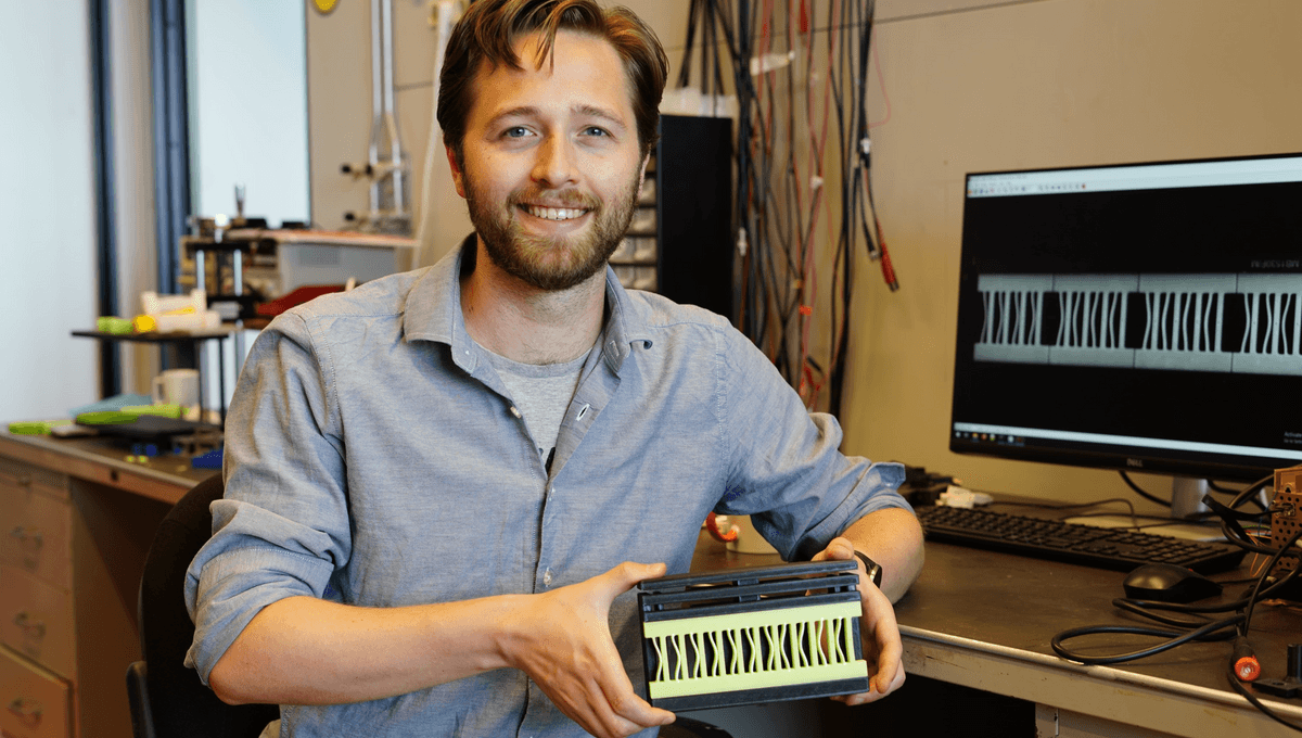 Featured image for "Physicists Create Counting Rubber: A Metamaterial Breakthrough"