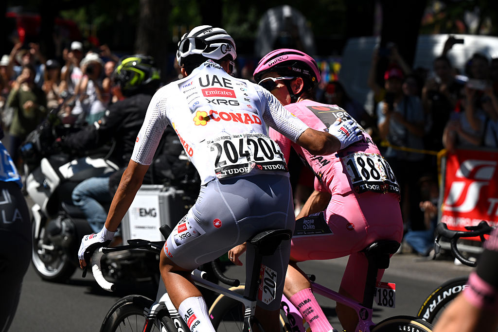 Featured image for Yates Clinches Giro d'Italia as UAE Team Emirates Misses Final Opportunity