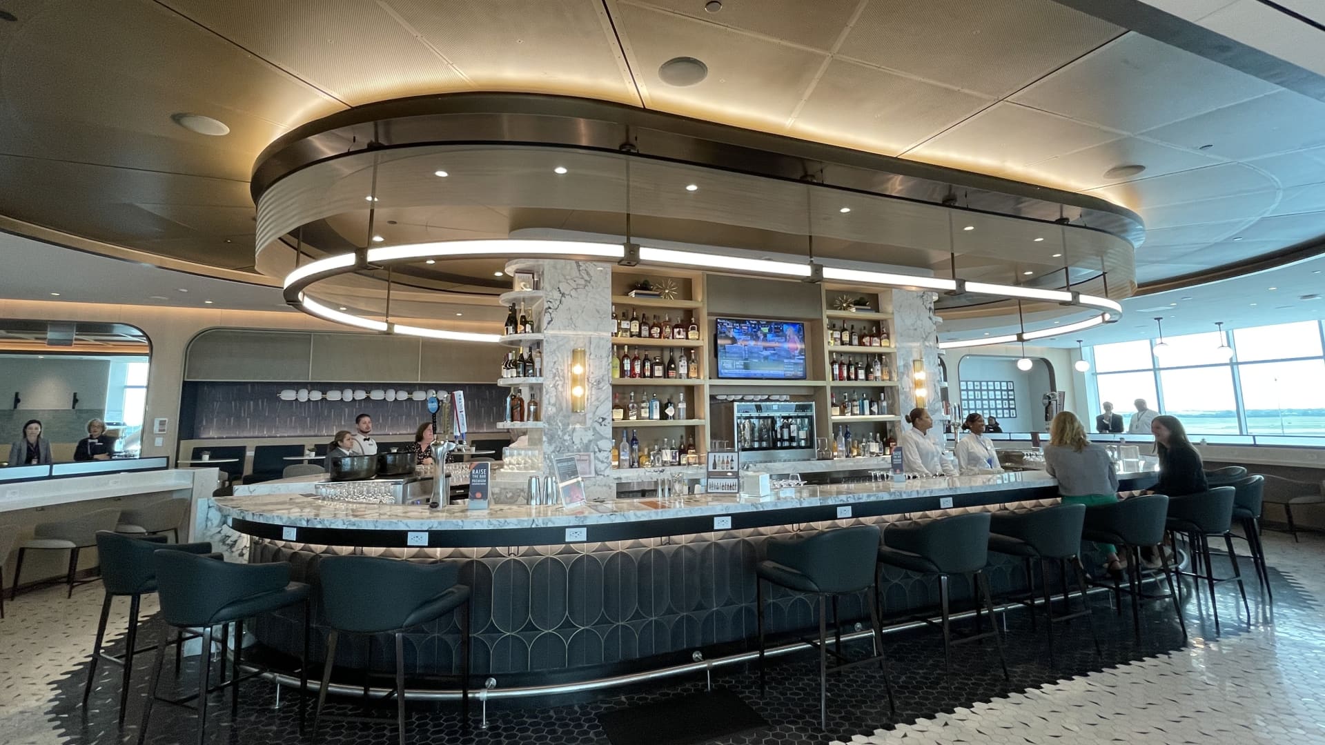Featured image for "Delta's 2024 Expansion: New Premium Lounges Set to Elevate Airport Experience"