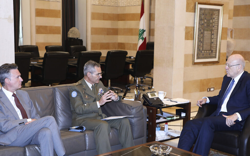 UN Mediates Israeli-Hezbollah Tent Dispute Amidst Beirut's Demands