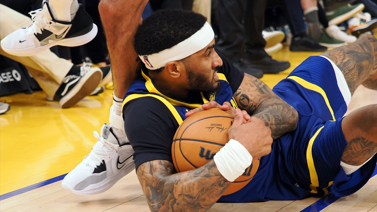 Gary Payton II shines in Warriors' victory over Spurs.