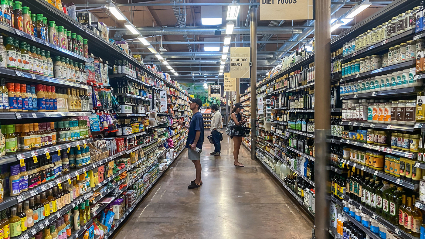 Featured image for Corporate Strategies Beyond Price Reductions: The Indicator from Planet Money