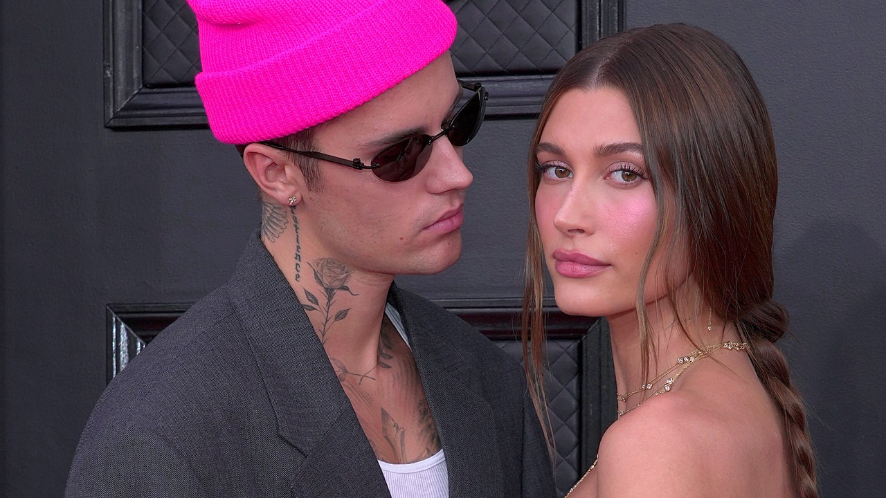 Featured image for Hailey Bieber Expresses Fear of Online Hate When It Comes to Having Children with Justin Bieber