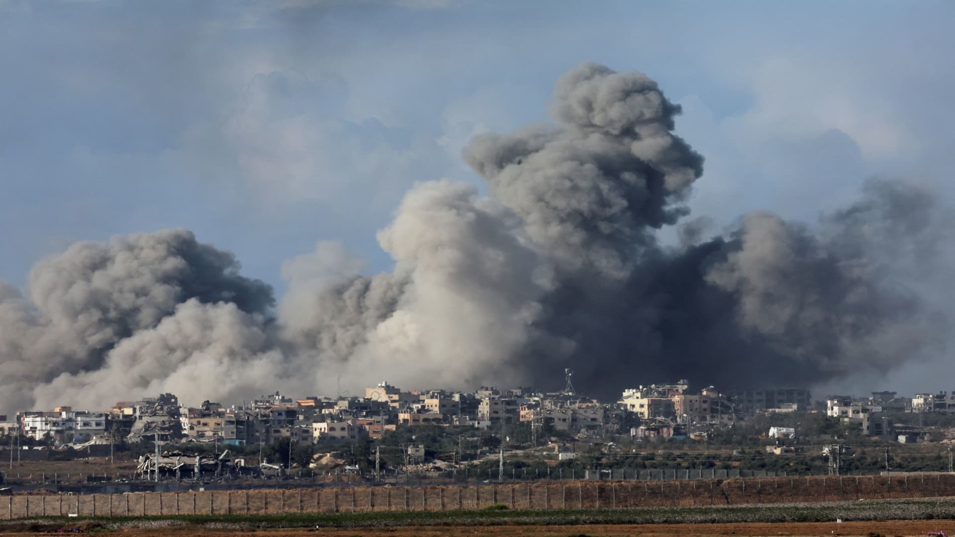 Israel's Escalating Actions in Khan Younis Deepen Gaza's Humanitarian Crisis