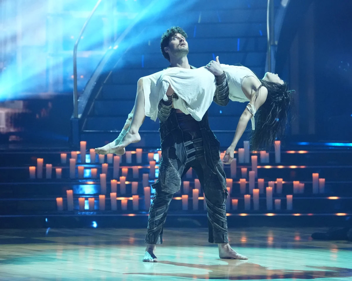 Featured image for Xochitl Gomez Overcomes Injury to Win Halloween Dance Marathon on 'DWTS'