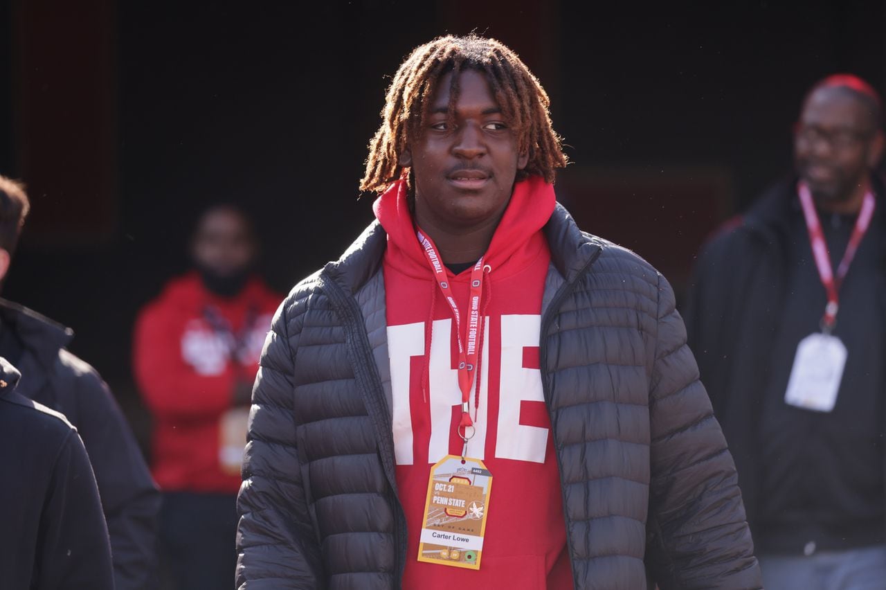 "2025 Four-Star Offensive Tackle Carter Lowe Commits to Ohio State: Impact and Implications"