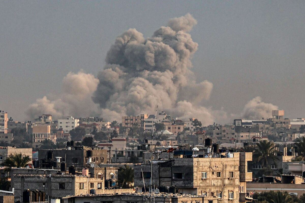 "Israel Demands Total Surrender of Hamas to End Gaza War"