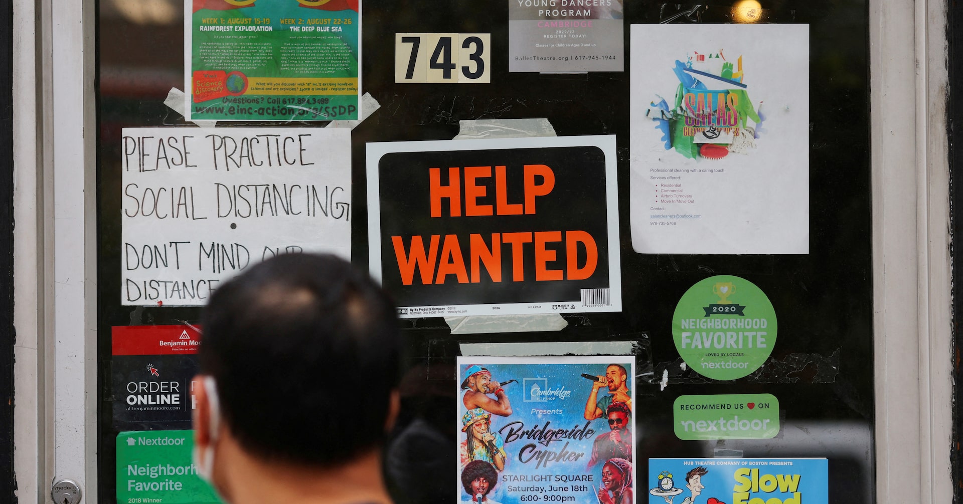 US Jobless Claims and Housing Data Signal Economic Slowdown