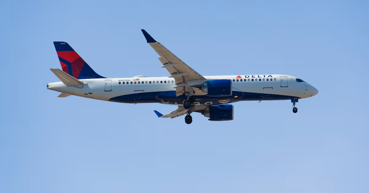 Featured image for Delta Flight Wing Clips Another Aircraft at Atlanta Airport
