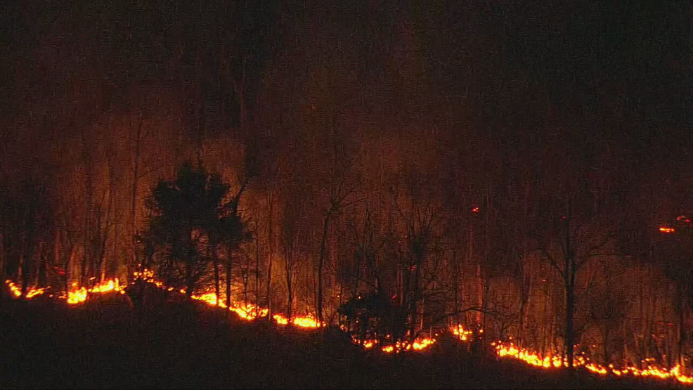Featured image for "Multiple Wildfires Ravage Virginia, Burning Hundreds of Acres"