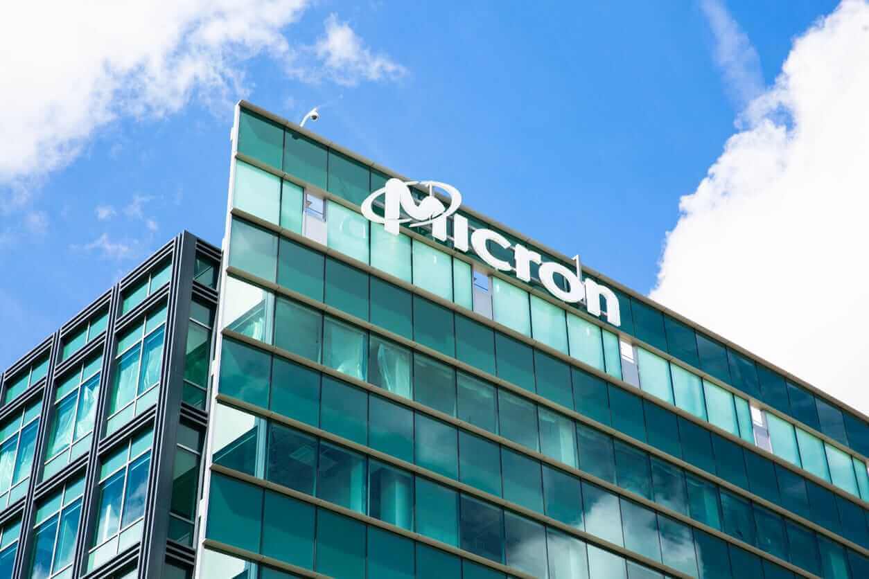 Featured image for Micron Stock Soars: Should Investors Sell Before Earnings?