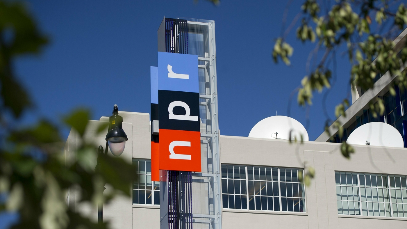 "NPR Senior Editor Criticizes Network's Coverage and Trustworthiness"