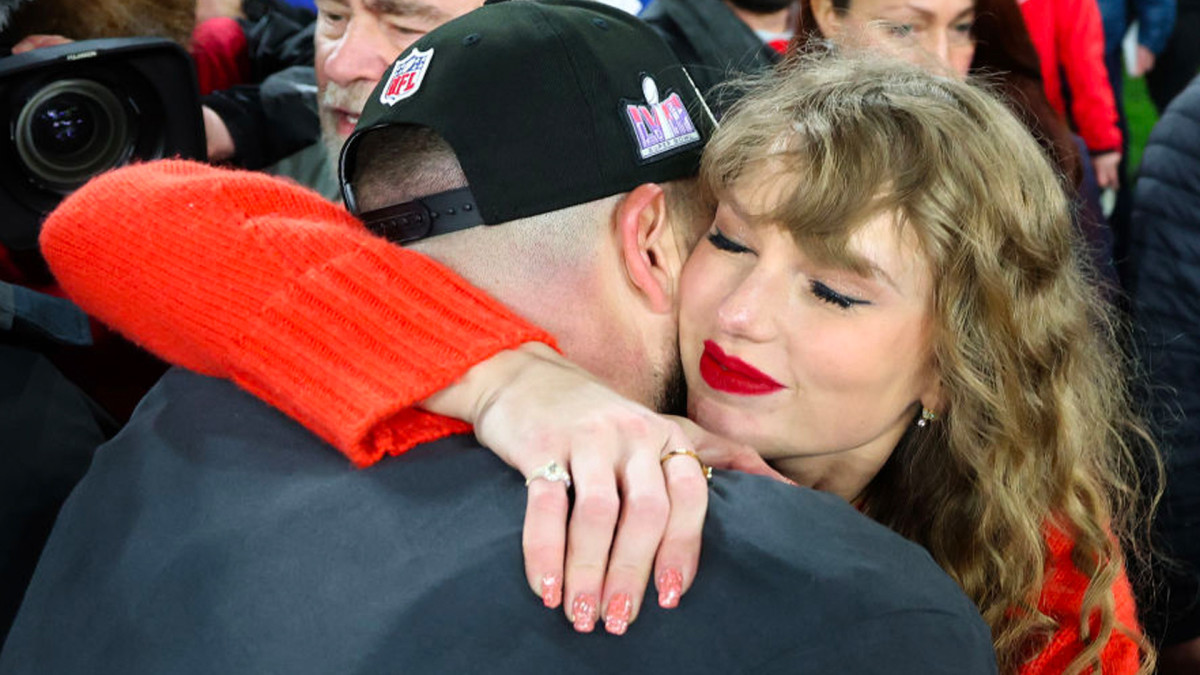 Featured image for Taylor Swift's Secret Lip Kit and Suite Celebrations: A Super Bowl Connection
