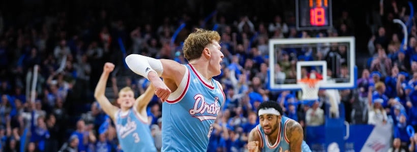 Featured image for "2024 NCAA Tournament: Expert Predictions for Drake vs. Washington State Showdown"