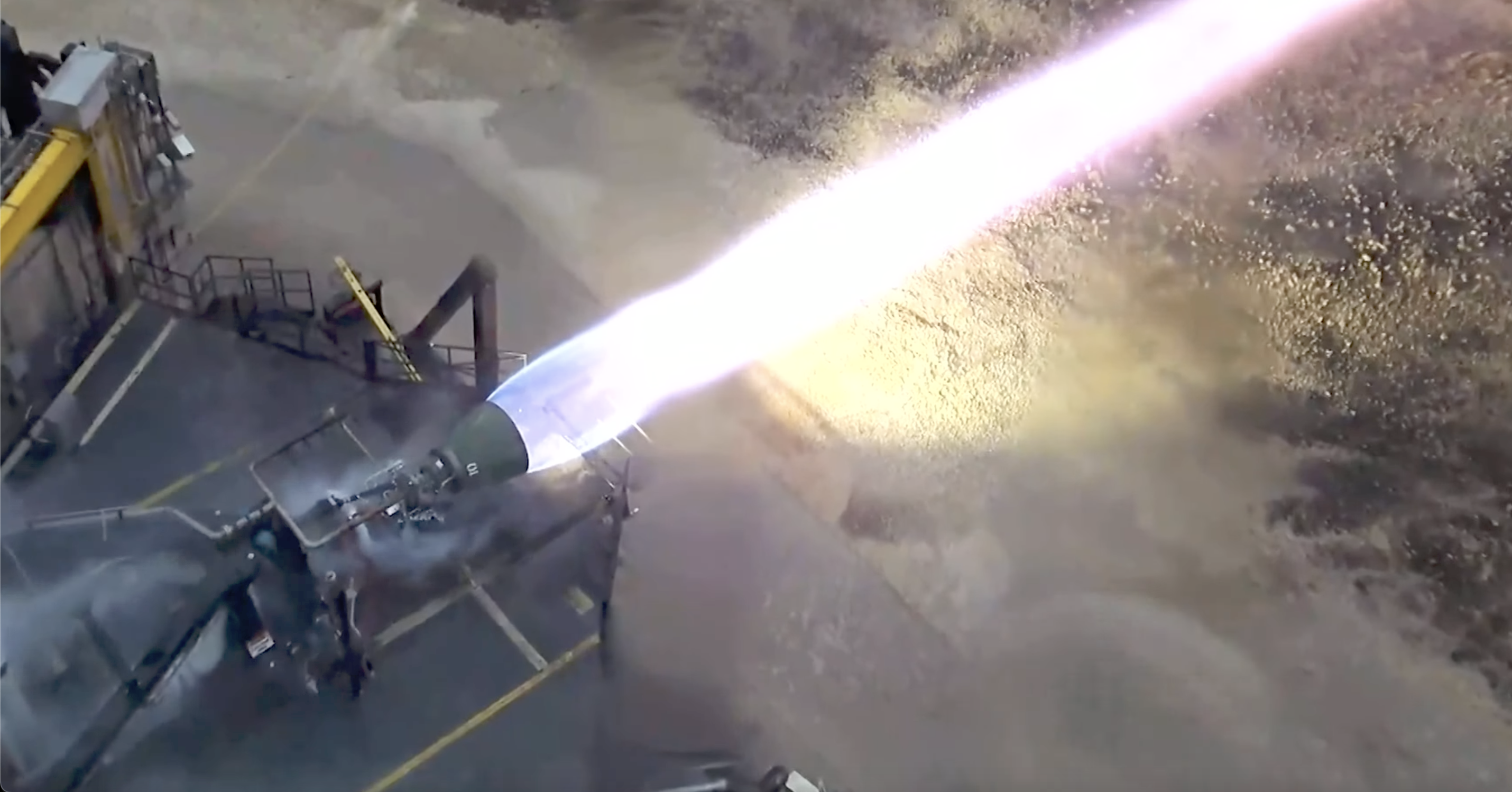 Featured image for SpaceX Raptor Engine Explodes During Test