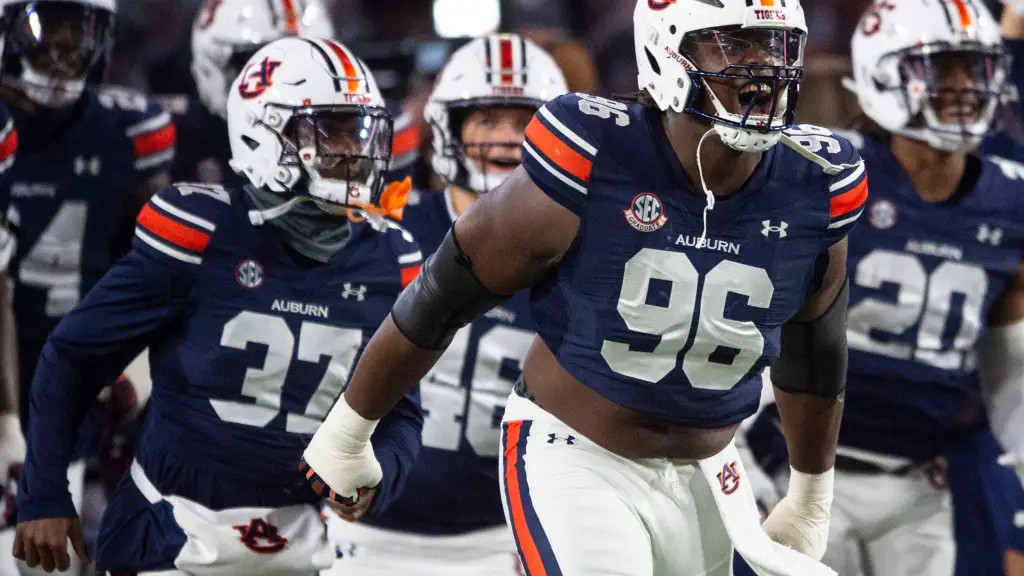 Featured image for Auburn Triumphs in 4-OT Thriller Against Texas A&M