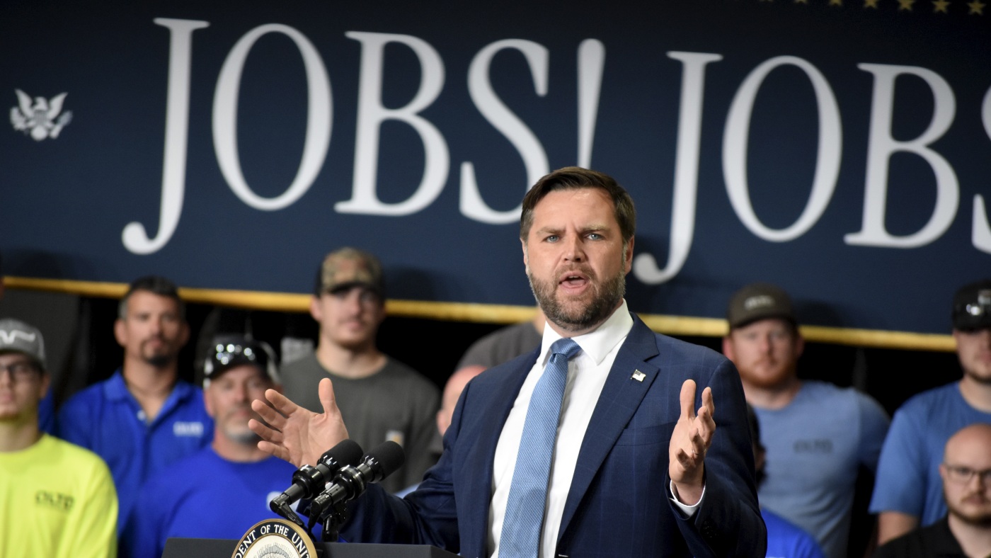 Vance and Trump campaign for tax law in Georgia