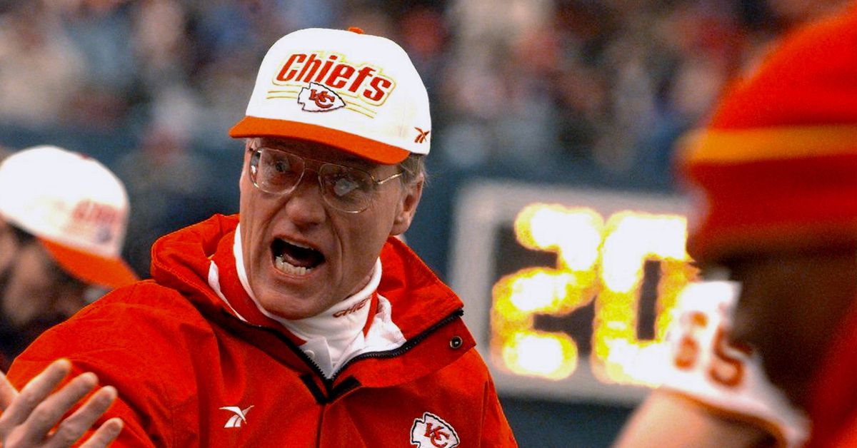 Featured image for "Chiefs-Ravens AFC Championship Breaks Viewership Records, Super Bowl 2024 Odds Favor Chiefs"