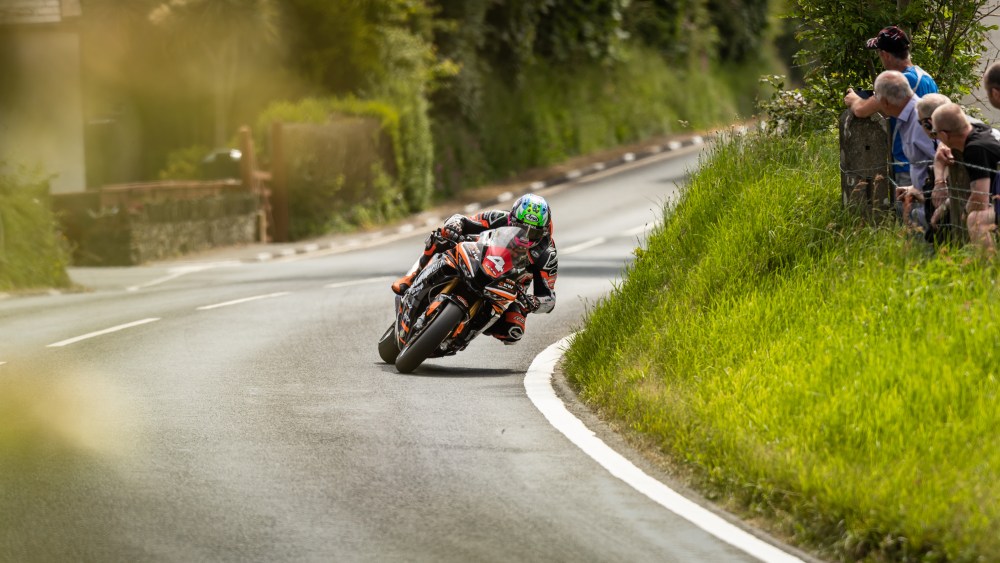 Brad Pitt and Channing Tatum to Produce Isle of Man TT Race Film and Docuseries