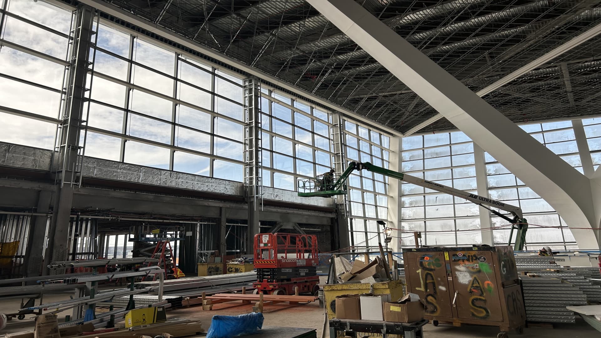 Featured image for JFK's New $9.5 Billion International Terminal Opens Amid Rising Travel Demand