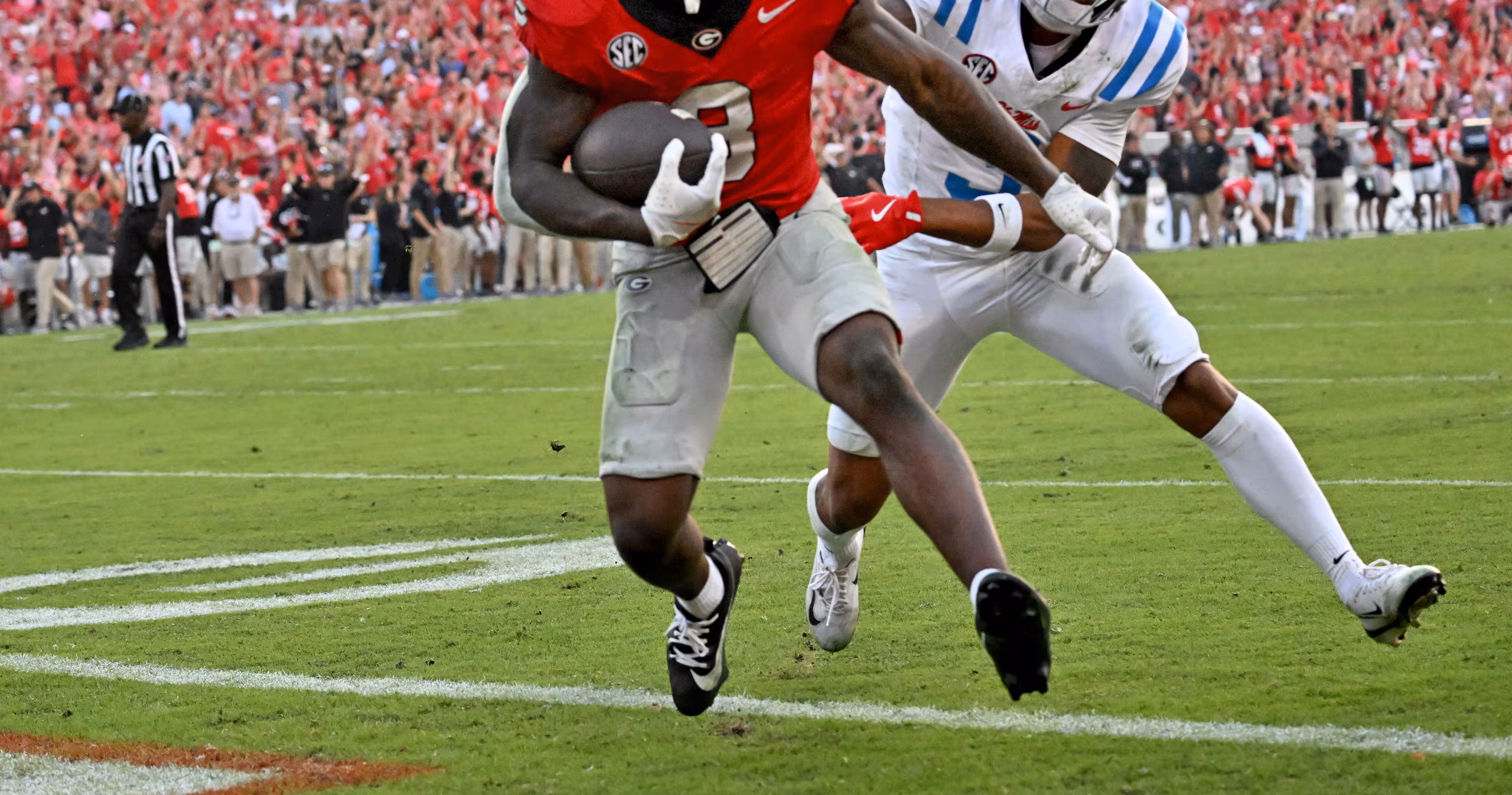 Featured image for Georgia Rises in Coaches Poll After Ole Miss Victory