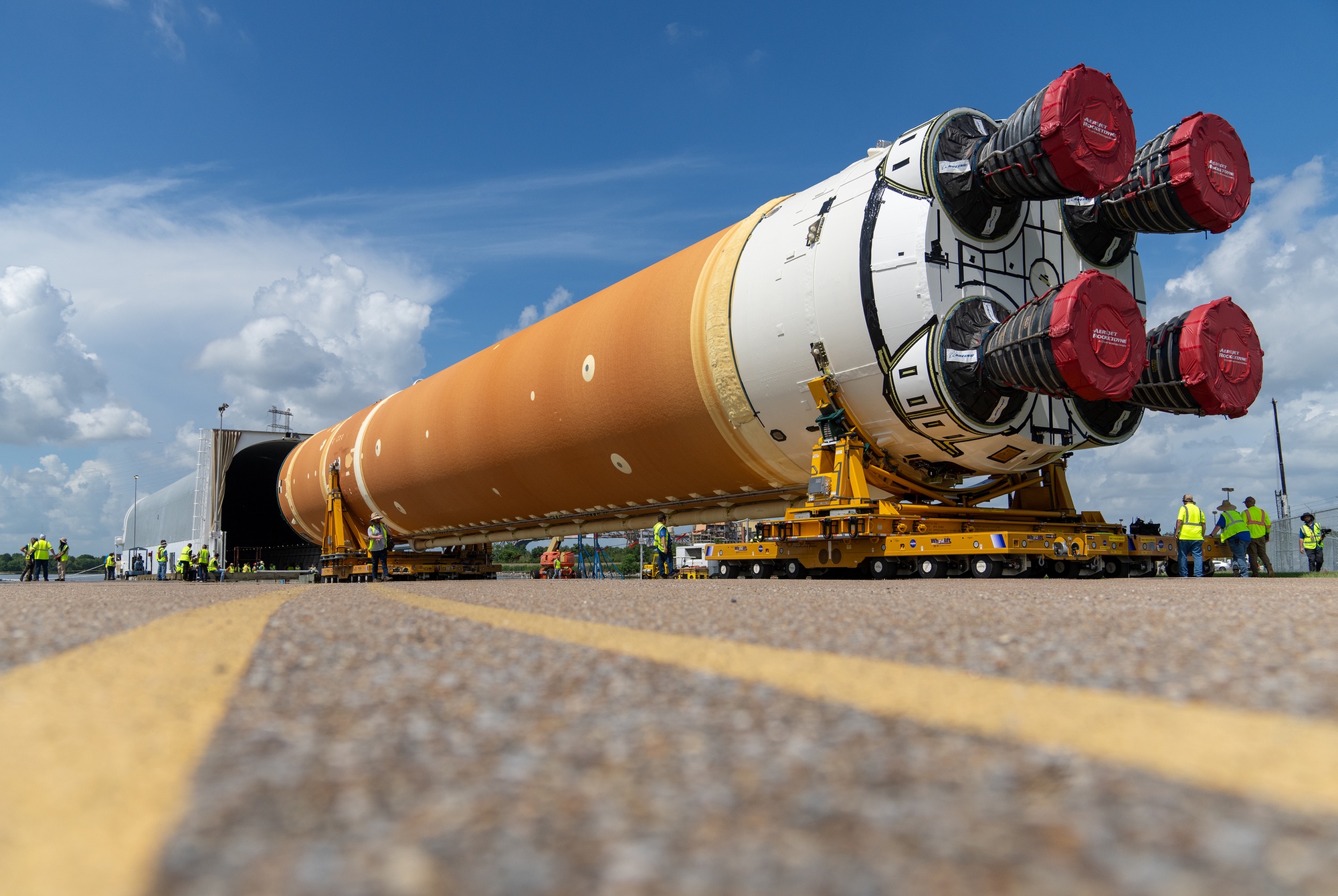Featured image for NASA's Artemis II Moon Rocket Core Ready for Shipment to Florida