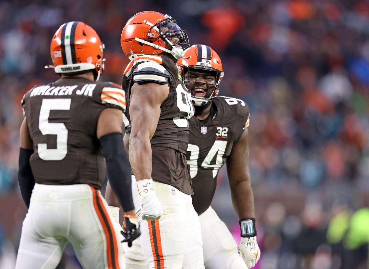 Featured image for Browns' Saturday Meeting Sparks Swagger in Win over Jaguars